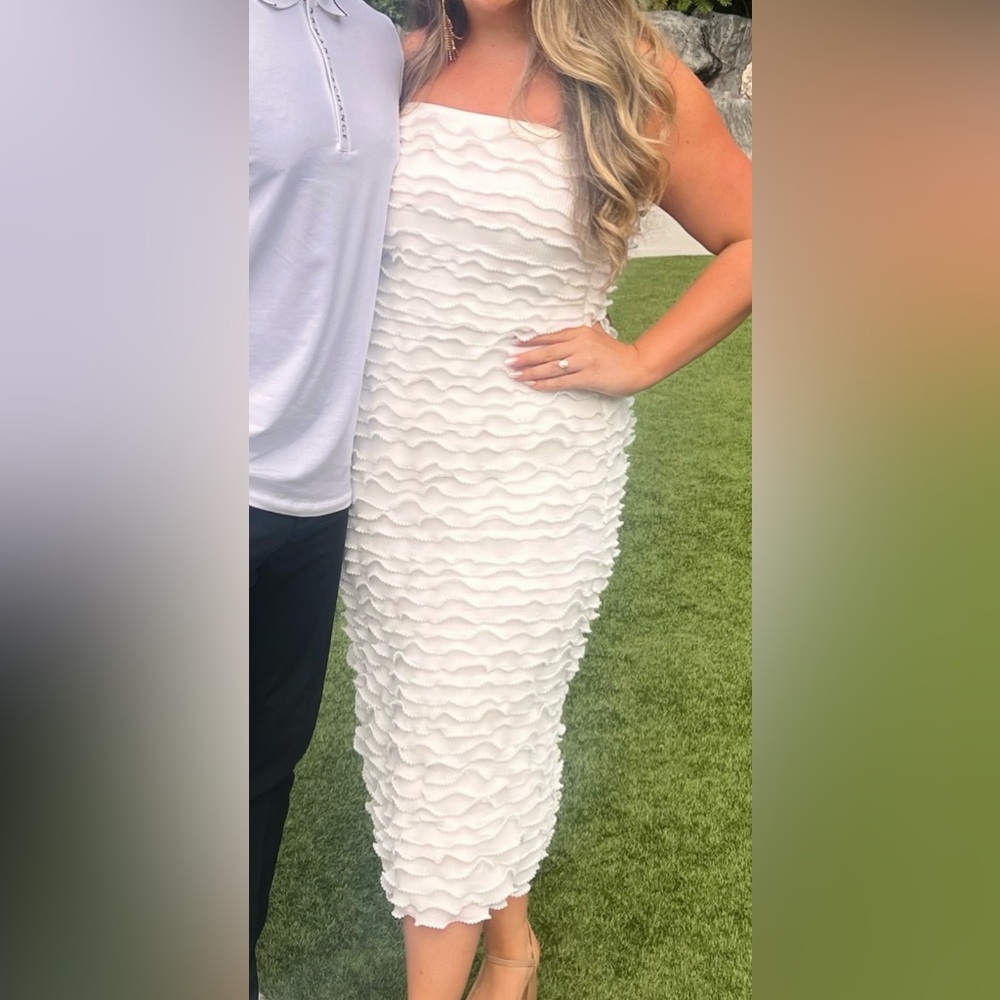 Elegant White Textured Dress